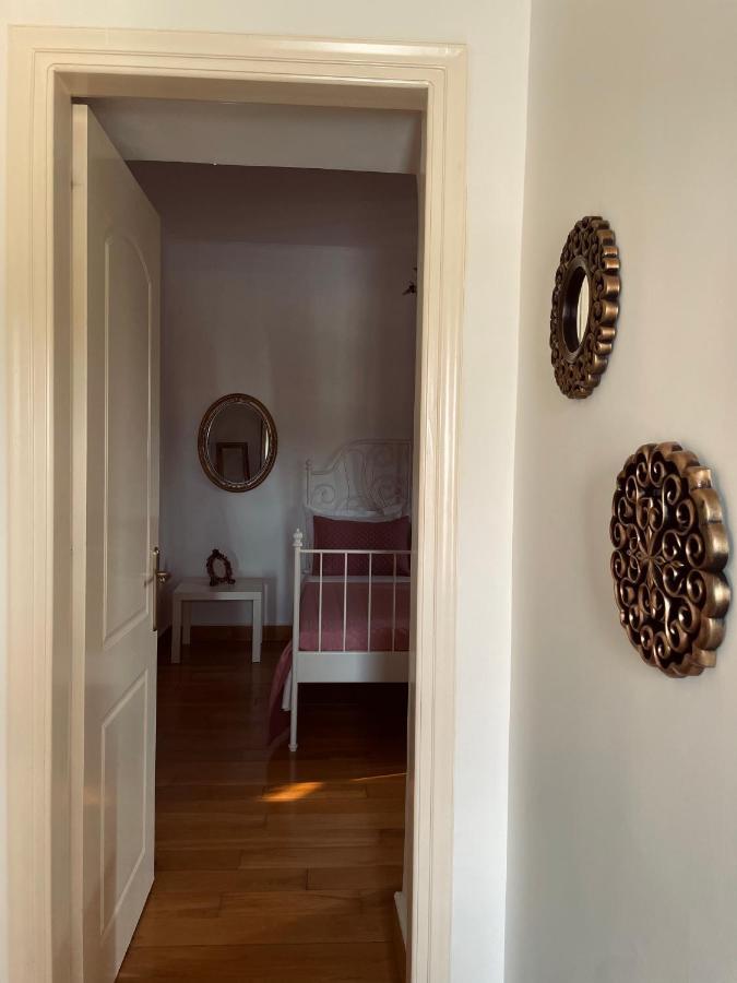 Villa Anasandra - 3 Bedroom Villa Kompítsion 외부 사진